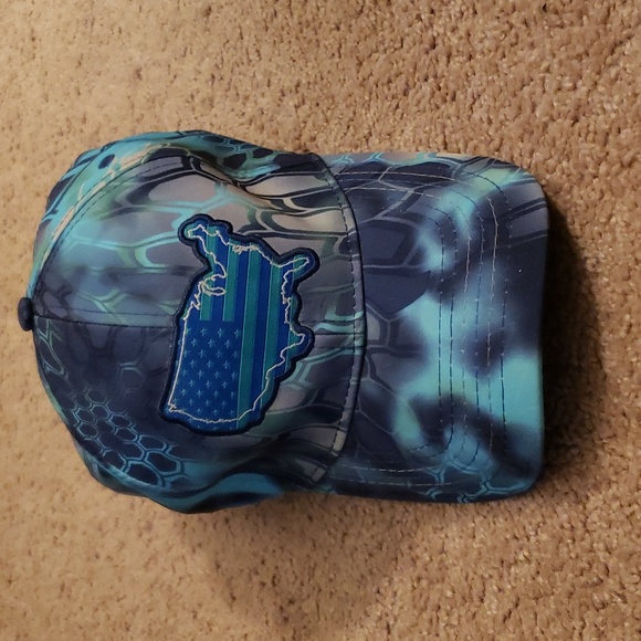 Technology Hat - Picture 1 of 6